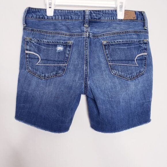 American Eagle Distressed Frayed Hem Cutoff Denim Jean Shorts Women's Size 2 - Picture 4 of 10